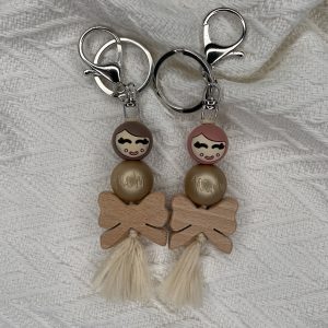 Sleutelhanger popje mom - strik